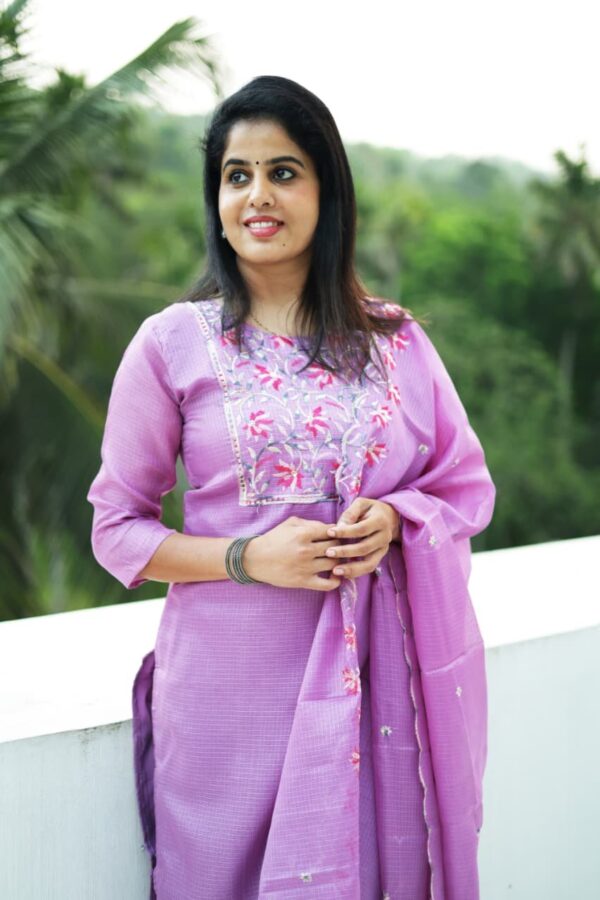 Elegant Lavender Kota Embroidered Two-Piece Set – Top & Dupatta