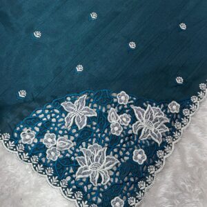 Queen 005 - Blended tussar with corner cutwork and embroidery